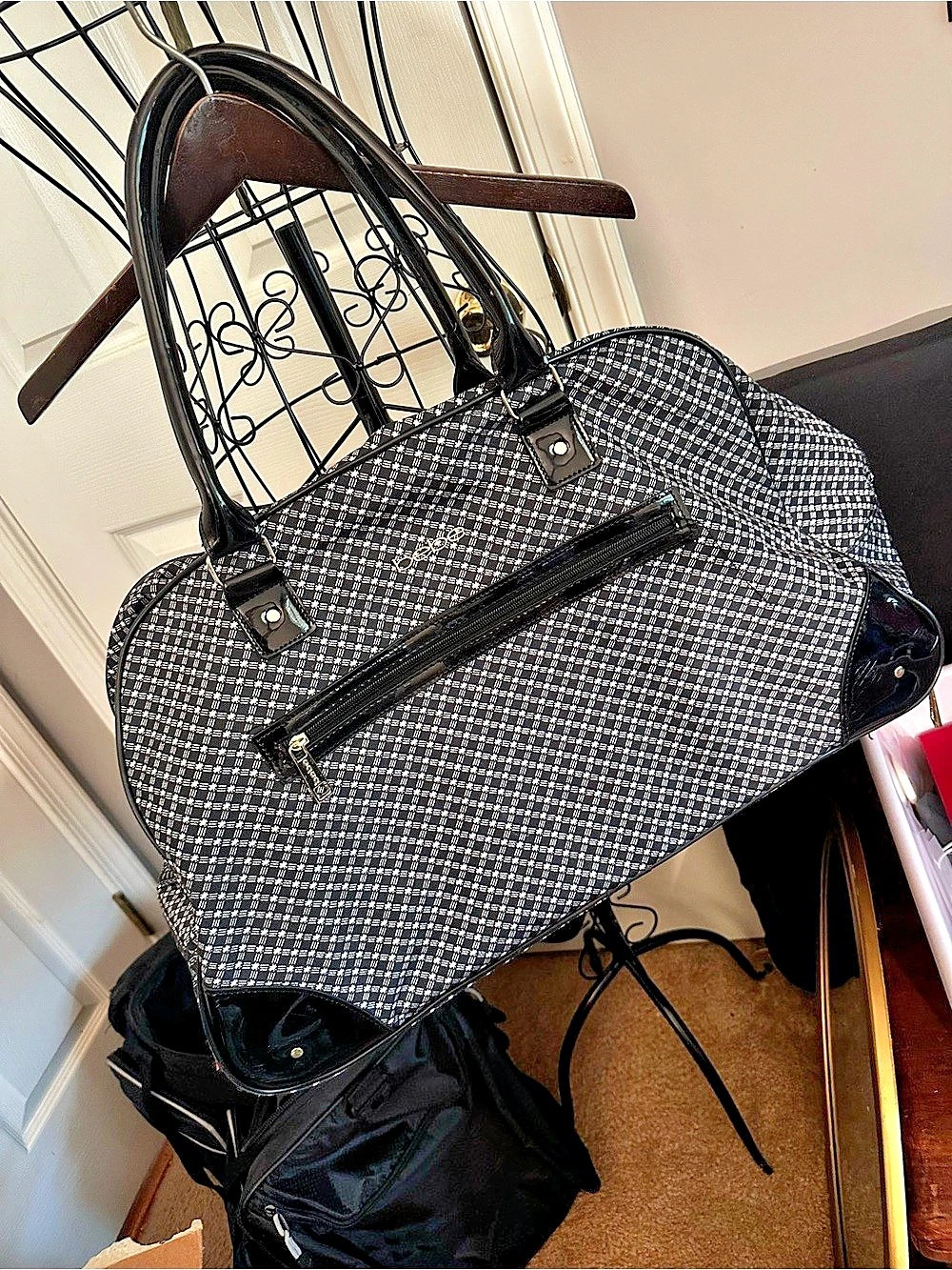 bebe Geometric Tote in Black & White with wheels